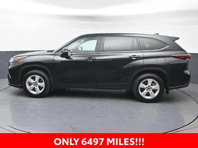 2025 Toyota Highlander LE