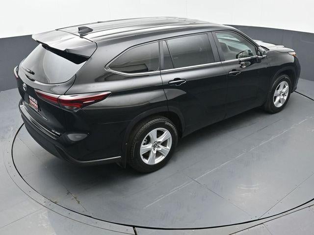 2025 Toyota Highlander LE