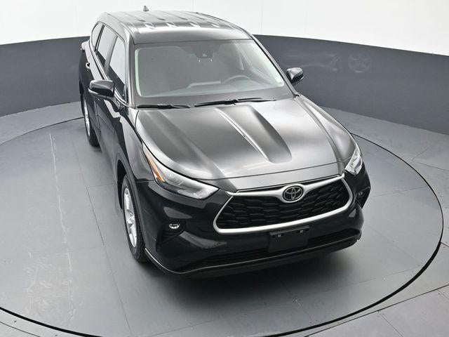 2025 Toyota Highlander LE