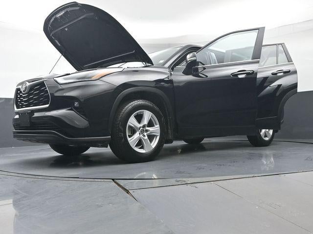 2025 Toyota Highlander LE