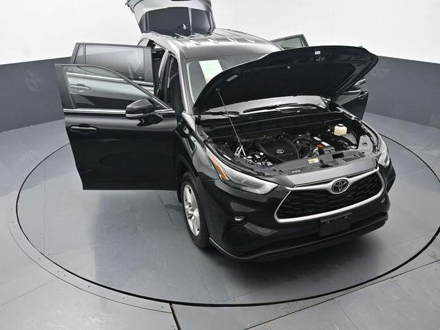 2025 Toyota Highlander LE
