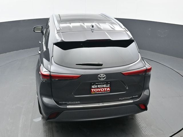 2023 Toyota Highlander Platinum