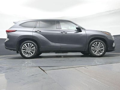 2023 Toyota Highlander Platinum