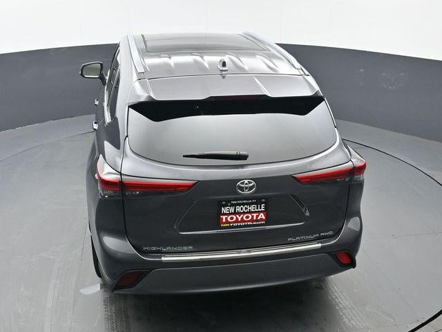 2023 Toyota Highlander Platinum