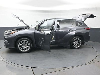 2023 Toyota Highlander Platinum