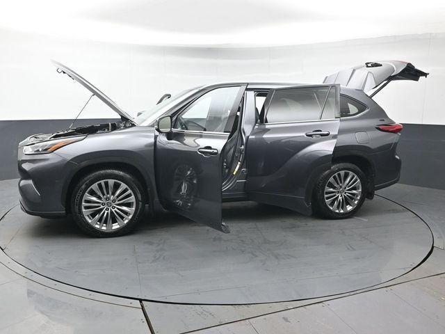 2023 Toyota Highlander Platinum