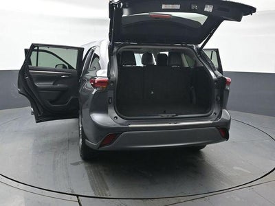 2023 Toyota Highlander Platinum