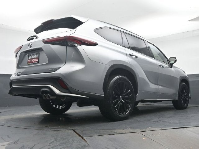 2025 Toyota Highlander XSE