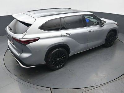 2025 Toyota Highlander XSE