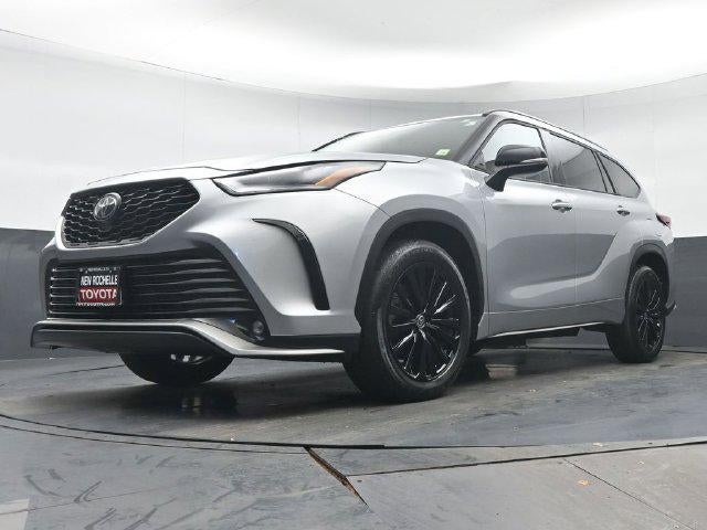 2025 Toyota Highlander XSE