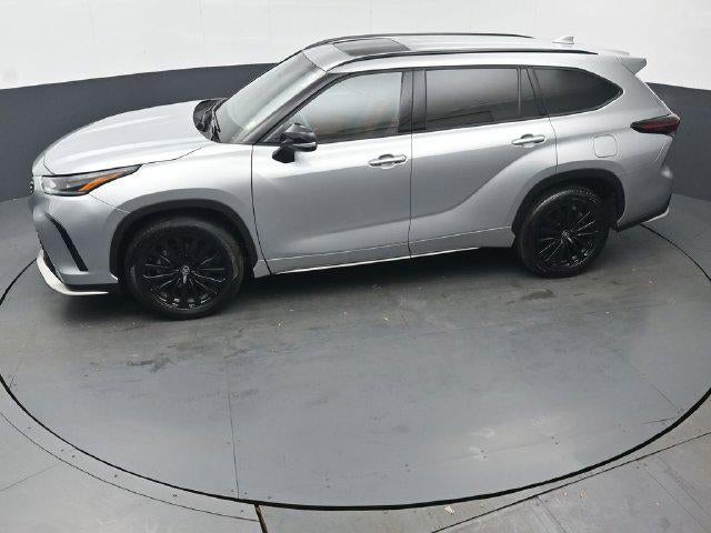 2025 Toyota Highlander XSE