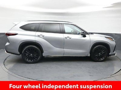 2025 Toyota Highlander XSE
