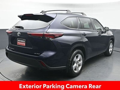 2024 Toyota Highlander LE