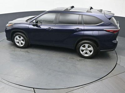 2024 Toyota Highlander LE
