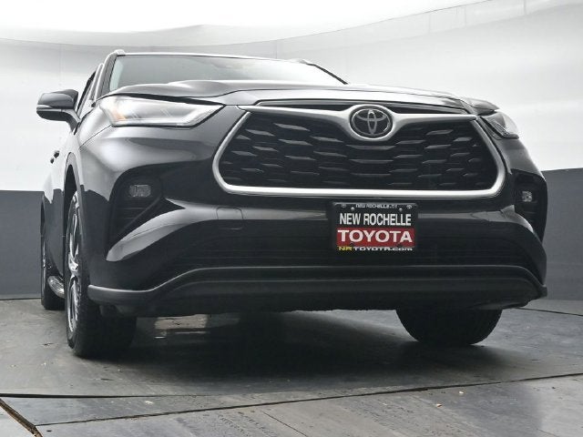 2025 Toyota Highlander XLE
