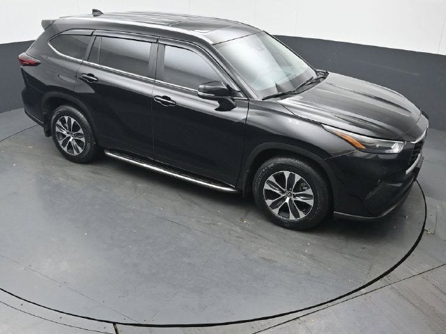 2025 Toyota Highlander XLE