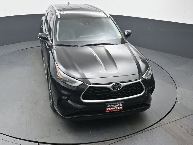2025 Toyota Highlander XLE