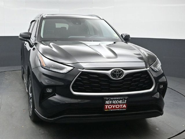 2025 Toyota Highlander XLE