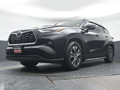 2025 Toyota Highlander XLE