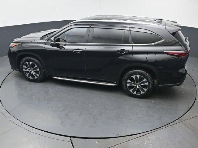 2025 Toyota Highlander XLE