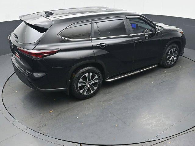 2025 Toyota Highlander XLE