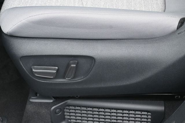 2026 Toyota Sienna LE 8 Passenger