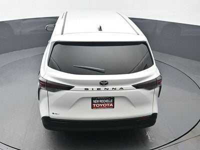 2026 Toyota Sienna LE 8 Passenger