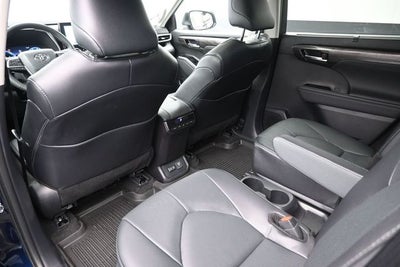 2026 Toyota Highlander Hybrid Limited