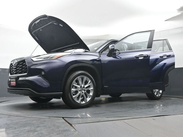 2026 Toyota Highlander Hybrid Limited