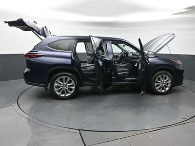 2026 Toyota Highlander Hybrid Limited