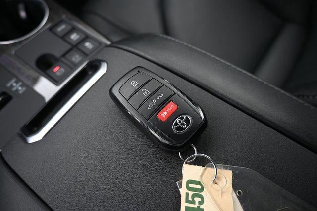 2026 Toyota Highlander Hybrid Limited