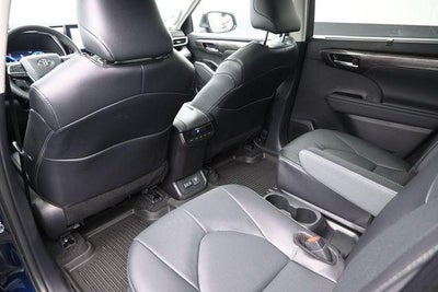 2026 Toyota Highlander Hybrid Limited