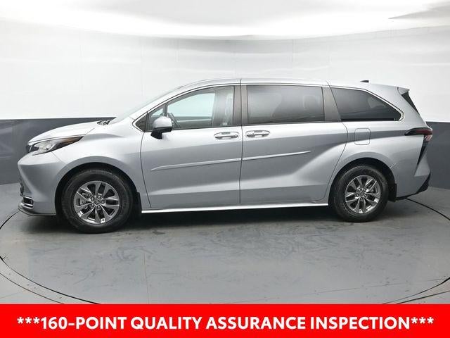 2023 Toyota Sienna XLE 8 Passenger