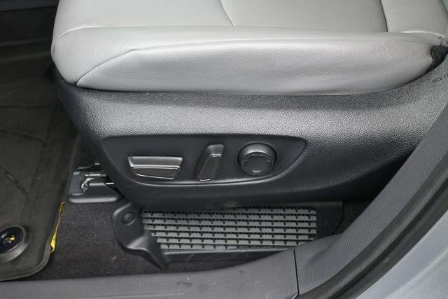 2023 Toyota Sienna XLE 8 Passenger