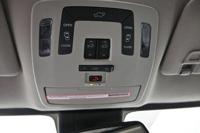 2023 Toyota Sienna XLE 8 Passenger