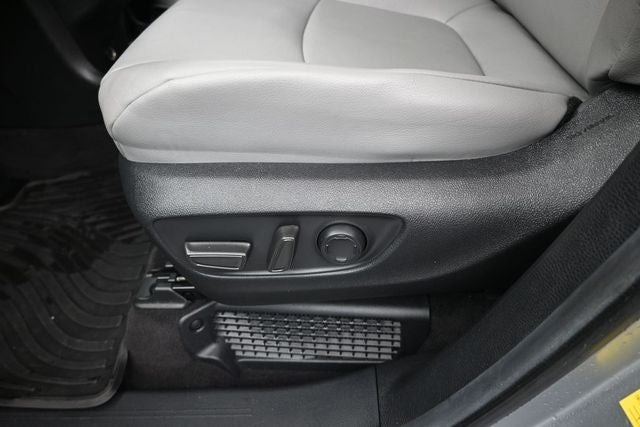 2025 Toyota Sienna XLE 8 Passenger