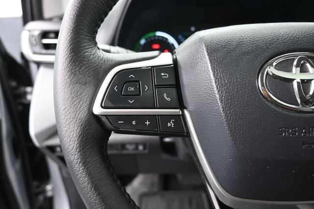 2025 Toyota Sienna XLE 8 Passenger
