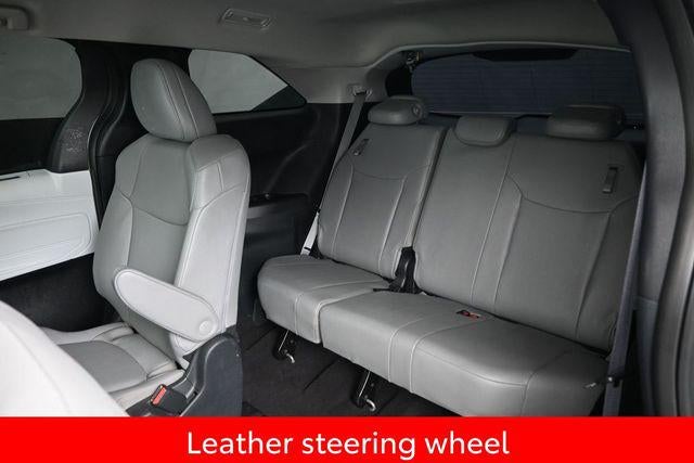 2025 Toyota Sienna XLE 8 Passenger