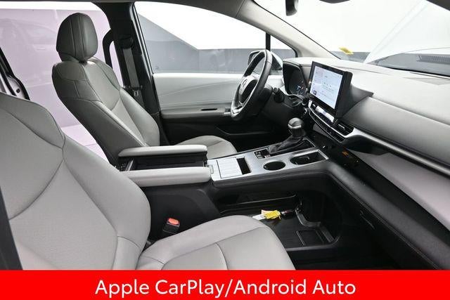 2025 Toyota Sienna XLE 8 Passenger