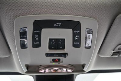 2025 Toyota Sienna XLE 8 Passenger