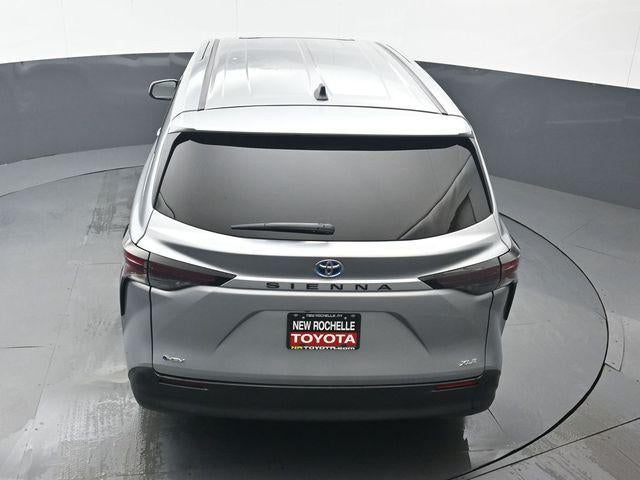 2025 Toyota Sienna XLE 8 Passenger