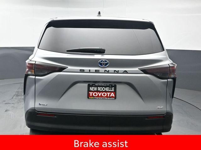 2025 Toyota Sienna XLE 8 Passenger
