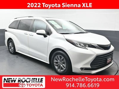 2022 Toyota Sienna XLE 7 Passenger