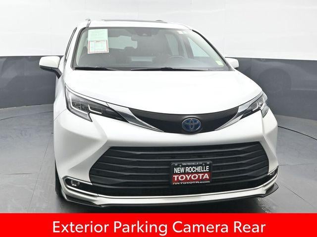 2022 Toyota Sienna XLE 7 Passenger