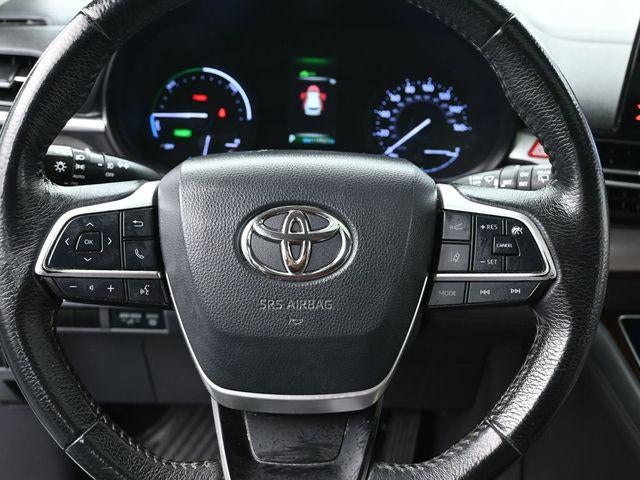 2022 Toyota Sienna XLE 7 Passenger