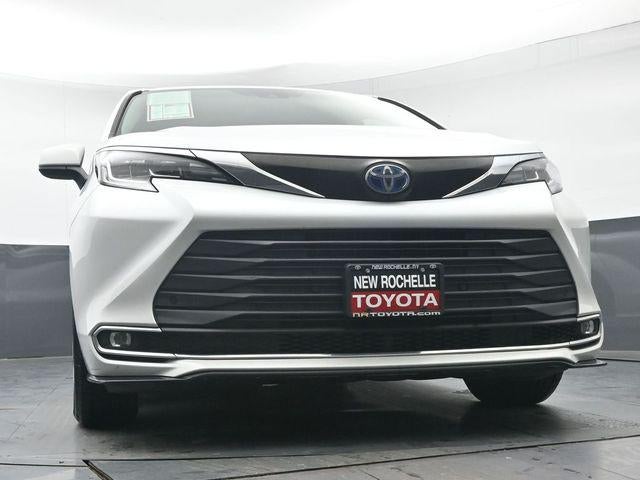2022 Toyota Sienna XLE 7 Passenger