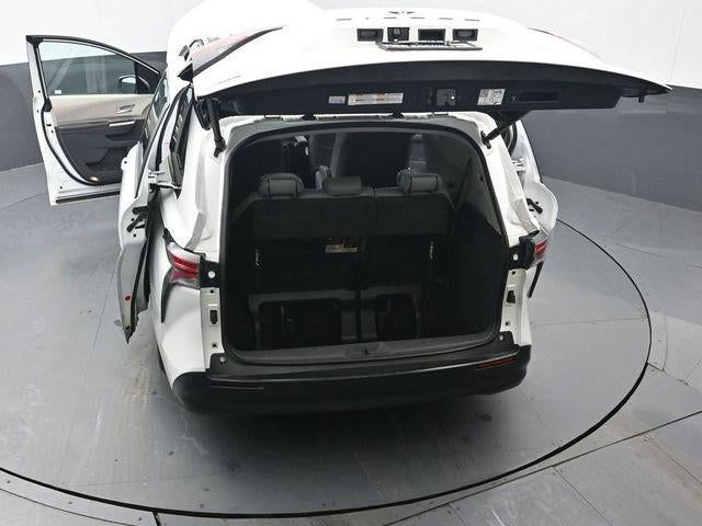 2022 Toyota Sienna XLE 7 Passenger