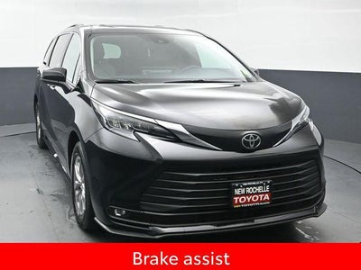 2026 Toyota Sienna XLE 7 Passenger