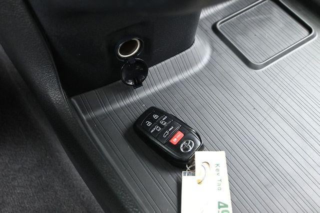 2026 Toyota Sienna XLE 7 Passenger