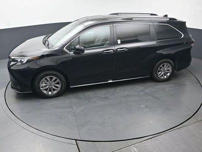 2026 Toyota Sienna XLE 7 Passenger